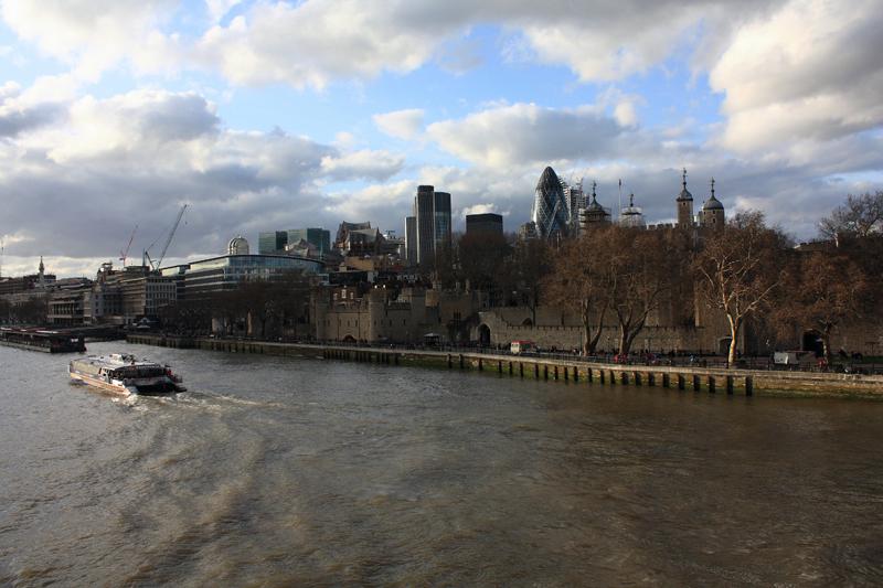 112-Tower Bridge,5 aprile 2010.JPG